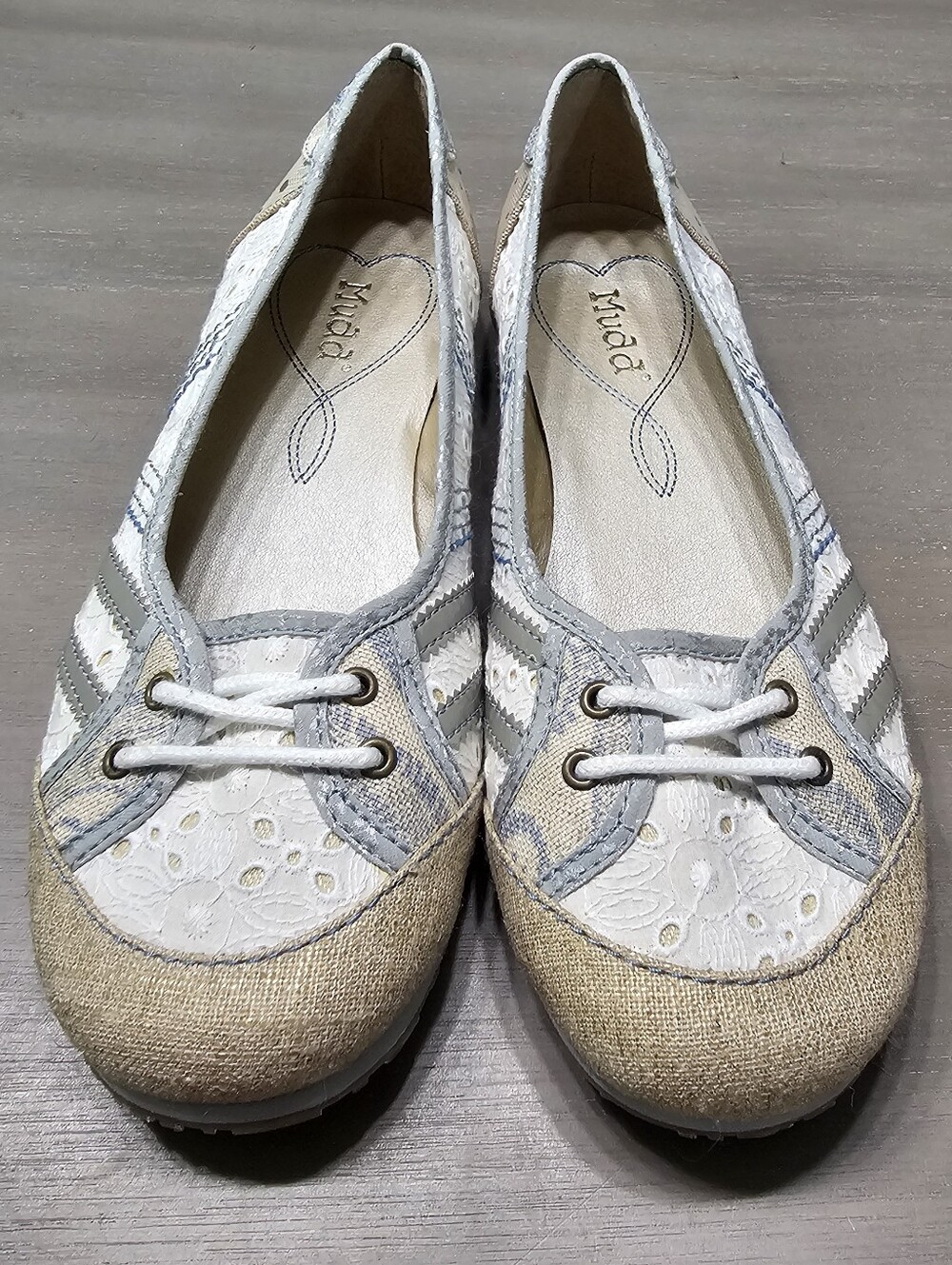 NIB Vintage Y2K Mudd Excite White Eyelet Sneakers Flats Size 9.5